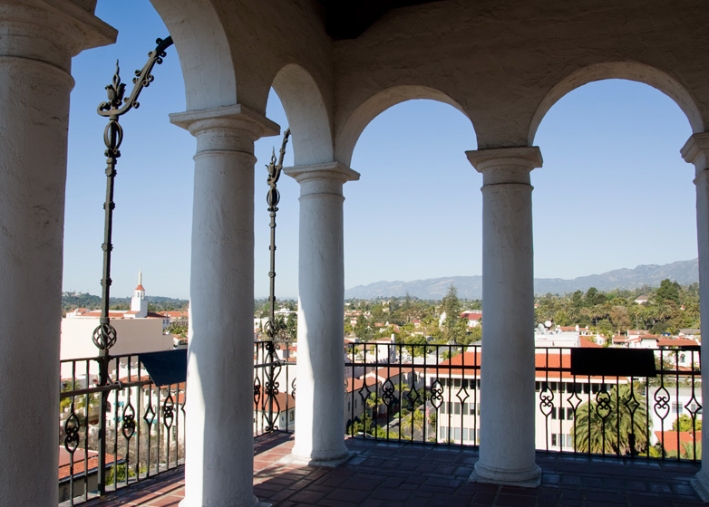 HISTORIC COURTHOUSE CLOCK TOWER (NO FEE) MAX 15 GUESTS
