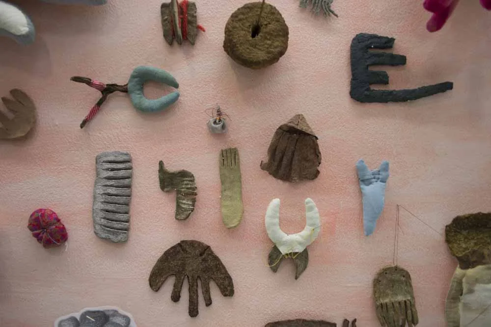 OriginsCombs Detail_1.jpg