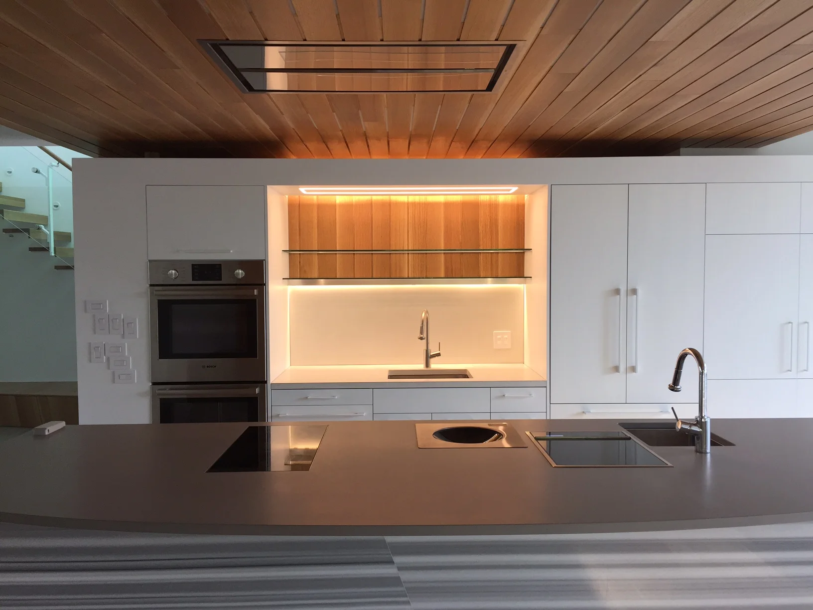   Architect: &nbsp;David Levitt Architects    General Contractor: &nbsp;Benchmark Construction Inc.    Supervisor/ Project Manager: &nbsp;Patrick Buchanan  