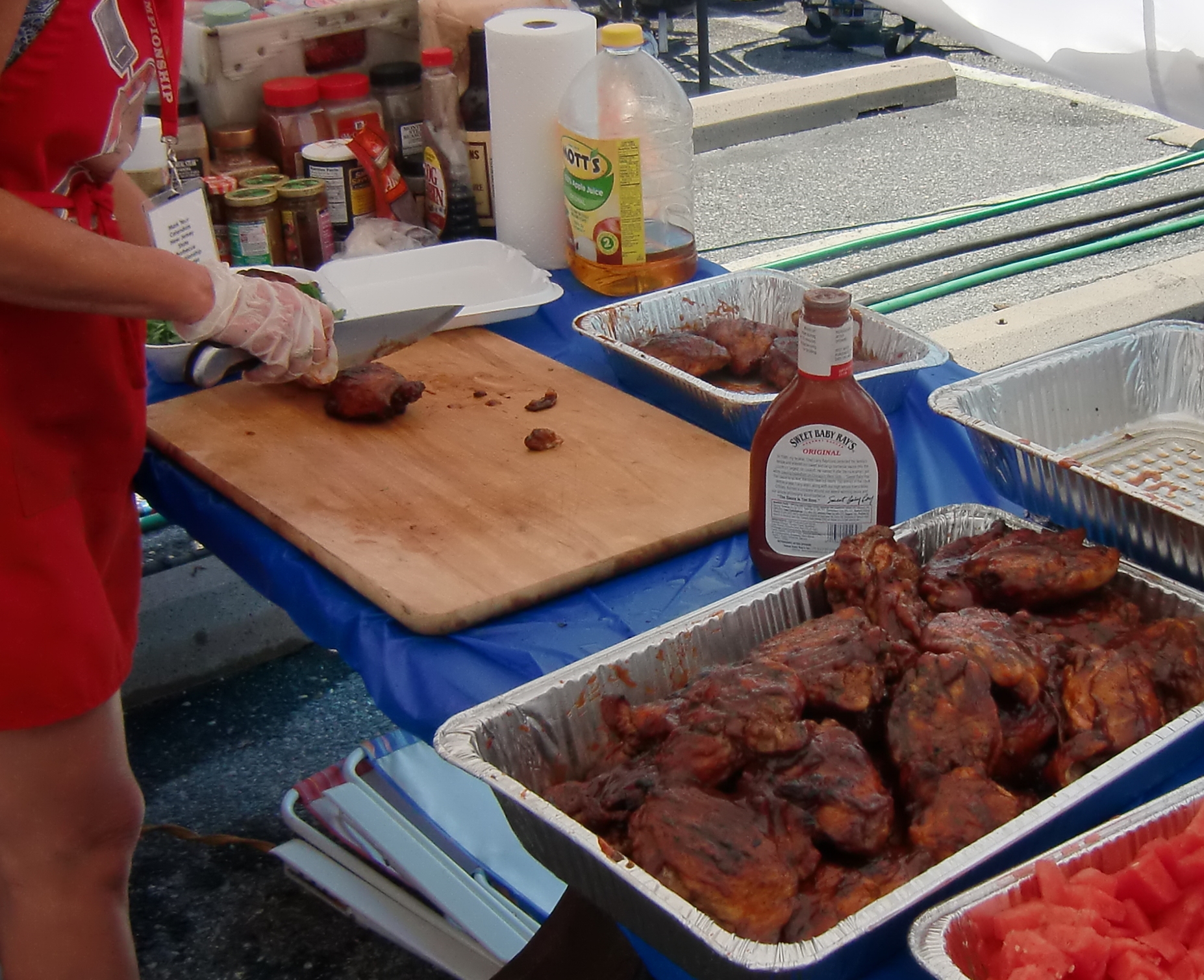 Preparing the Chicken for Plating