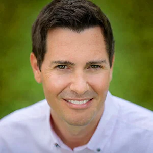 Frank Kwiatkowski, B.A., CPCis an author and certified professional coach. His early-onset midlife crisis brought about transformational change, and he shares what he learned about spiritual transformation in his book Rise &amp; Shine: A Guide for E…