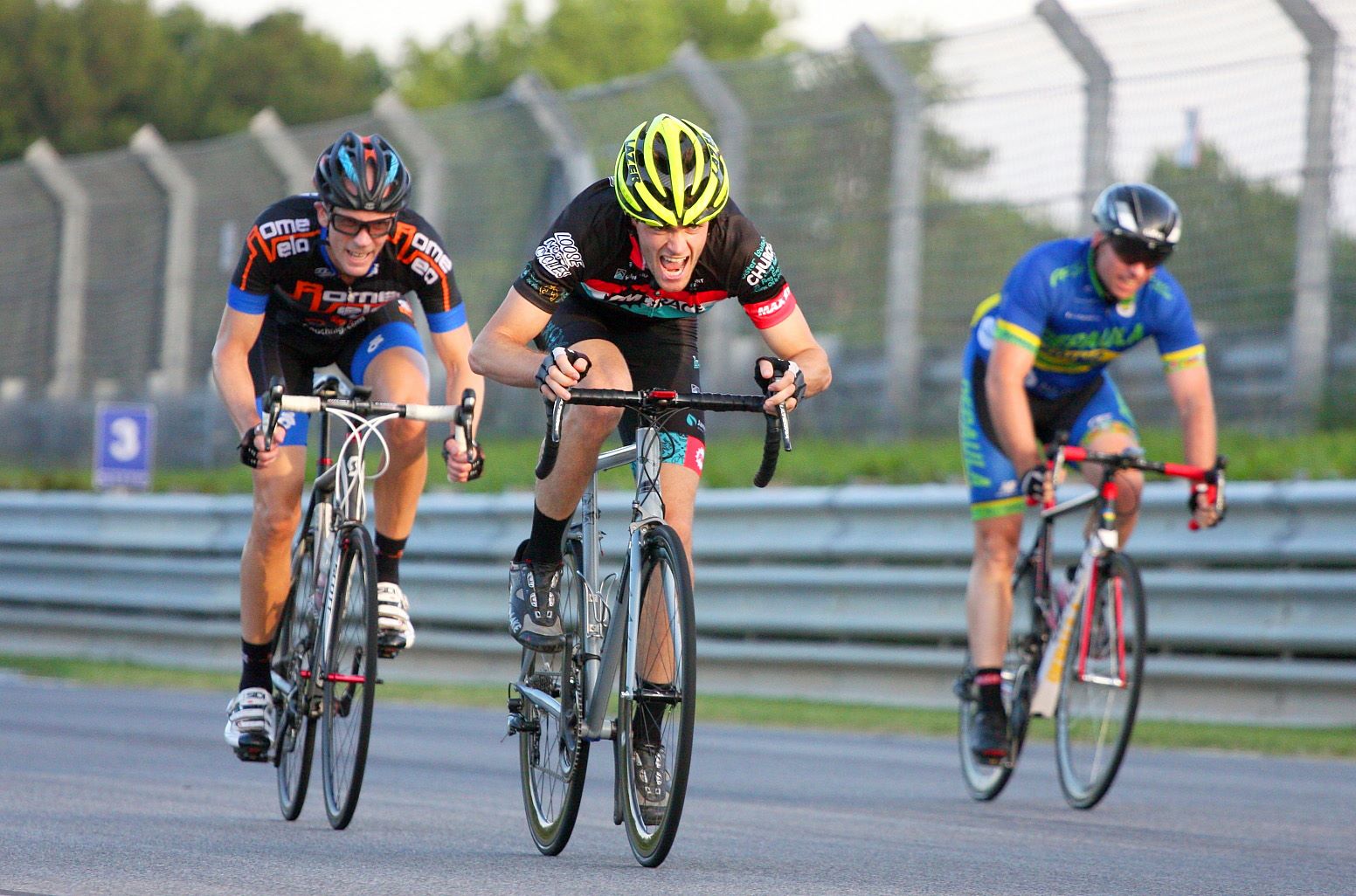 Photo by Lee Henson, courtesy of Dingo Race Productions.
