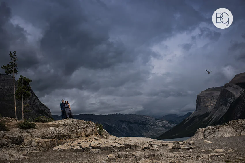 Banff_wedding_photographers_engagement_AngelaWandy_07.jpg
