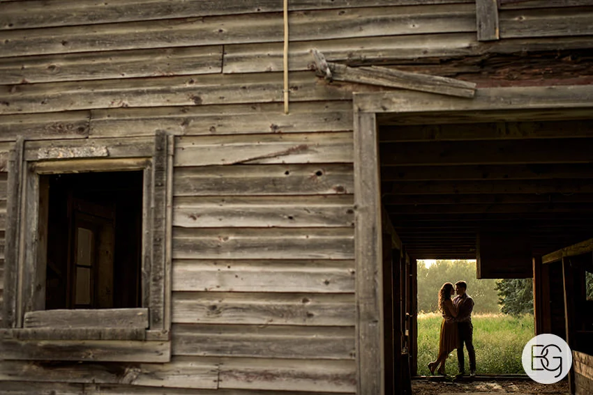 Edmonton_wedding_photographers_engagement_alberta_Katrina_aaron_05.jpg