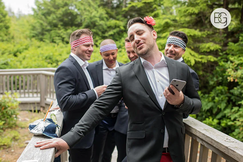 LindaMatt_blog_tofino_wedding_19.jpg