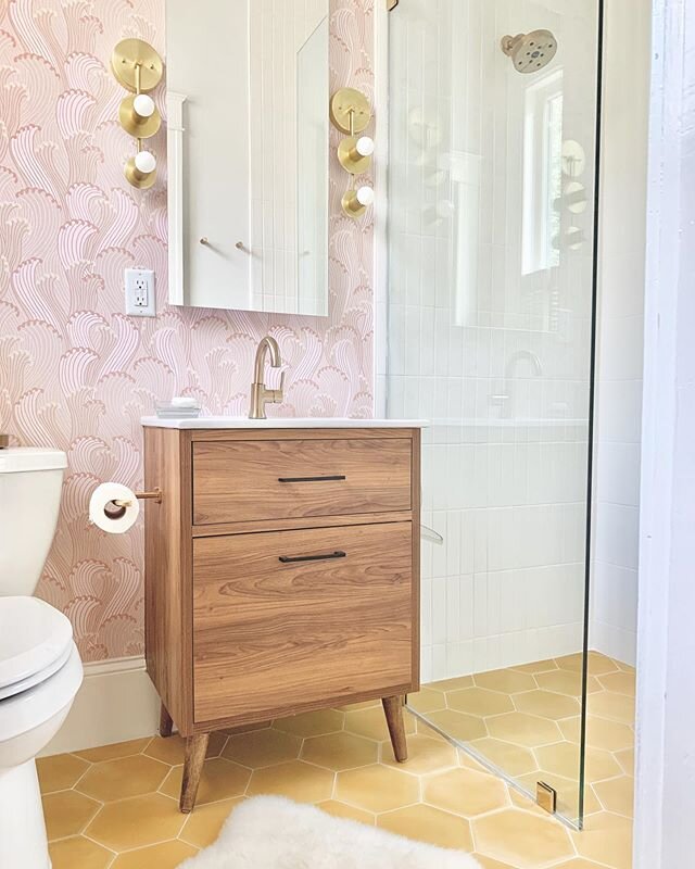 I was told that I need to post more before and after pictures of the #selmastreno. Sooooo.....I will try to do that!  Here you go!  This is one of the bathrooms that got redone. We didn&rsquo;t move any of the plumbing locations but we did pretty muc