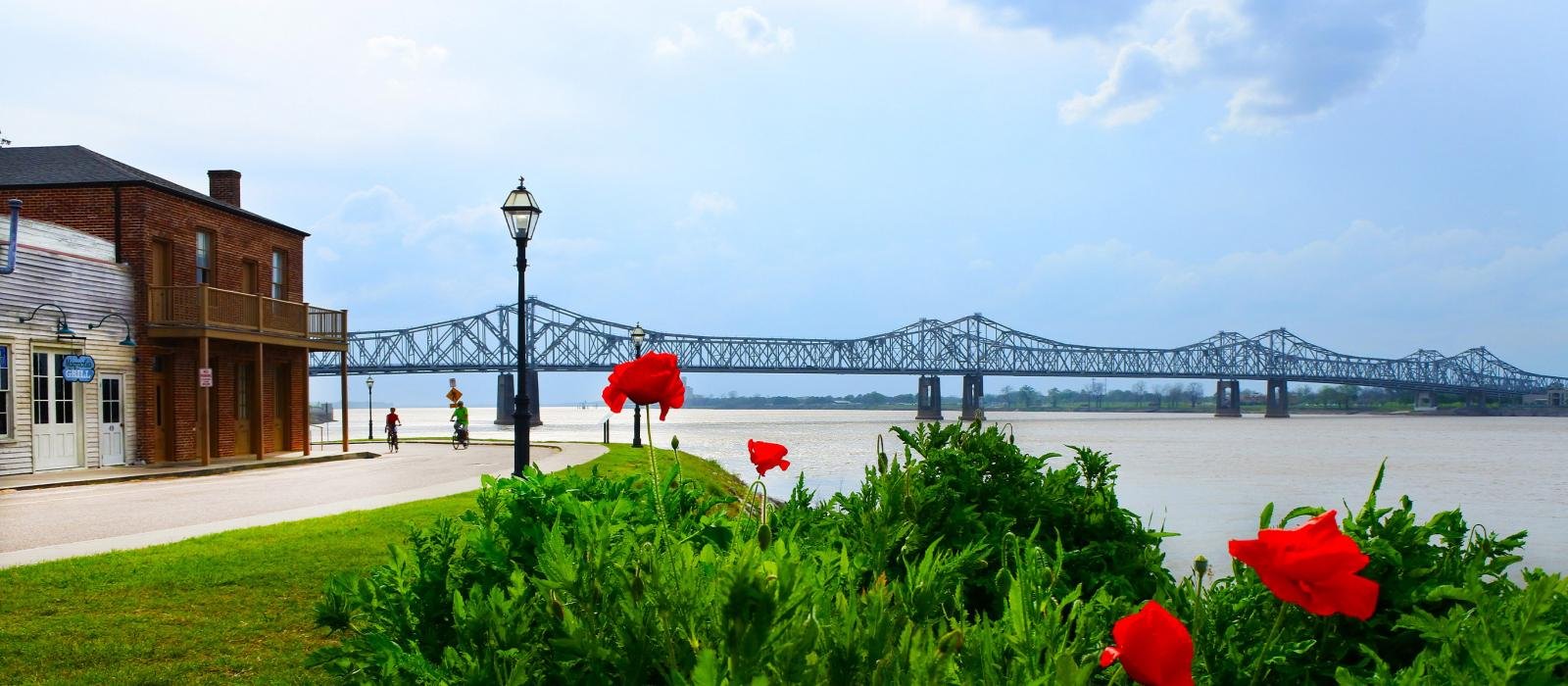 Natchez Mississippi -Mississippi River