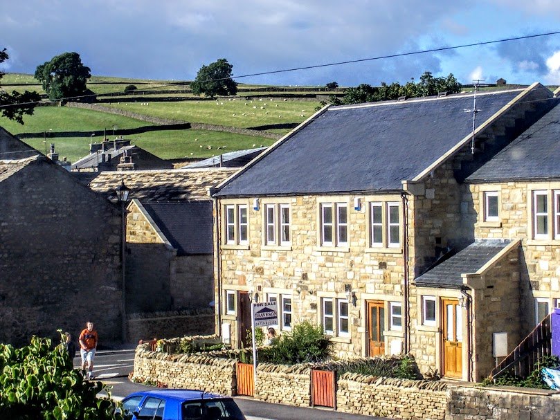 Yorkshire Hills Surrounding Long Preston