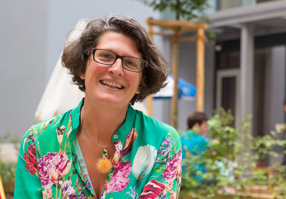 Dr. Julia Fauth