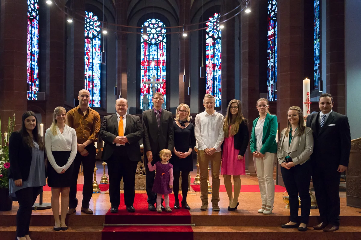Die Firmlinge nach der Messe