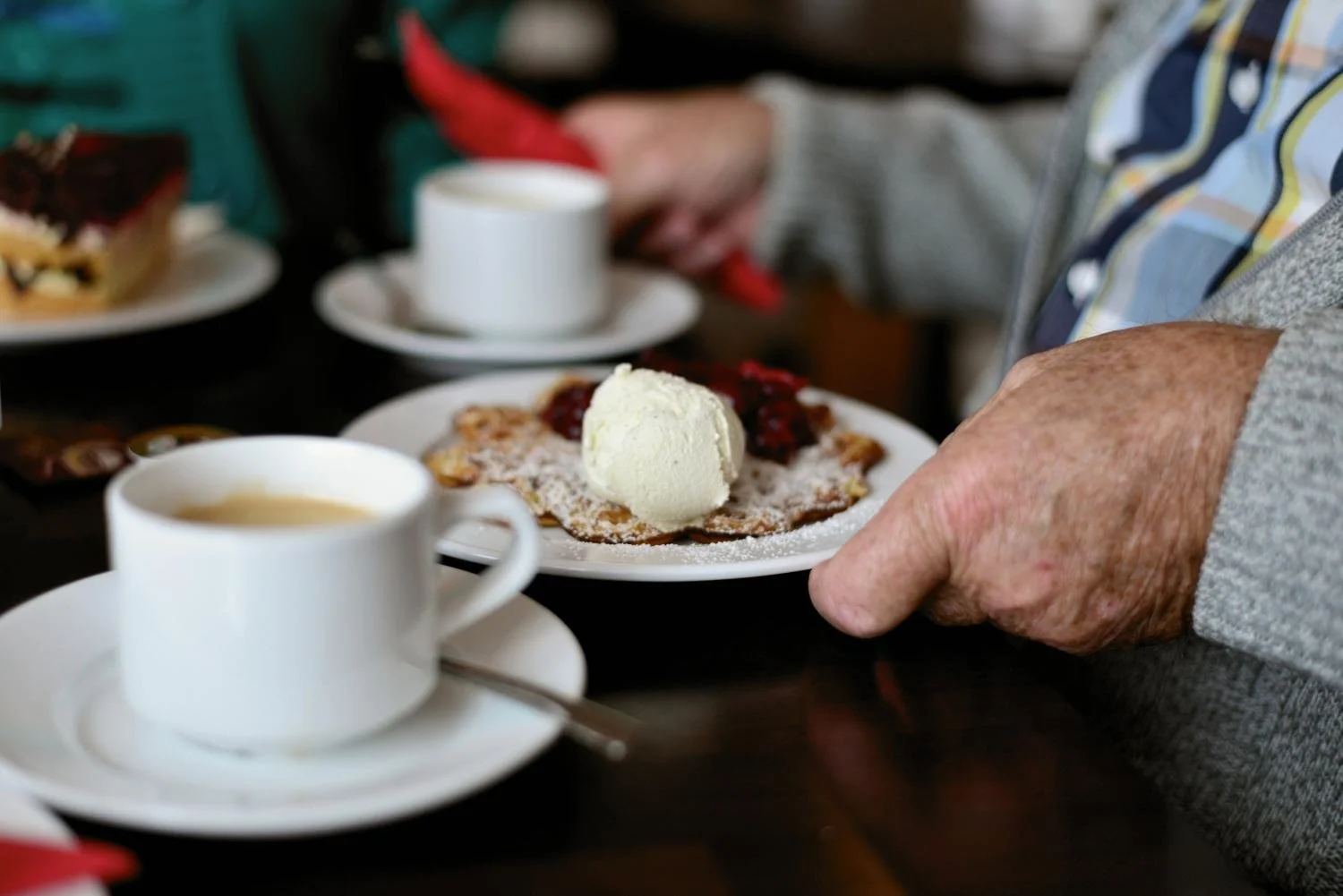 Seniorenkaffee im Luthersaal