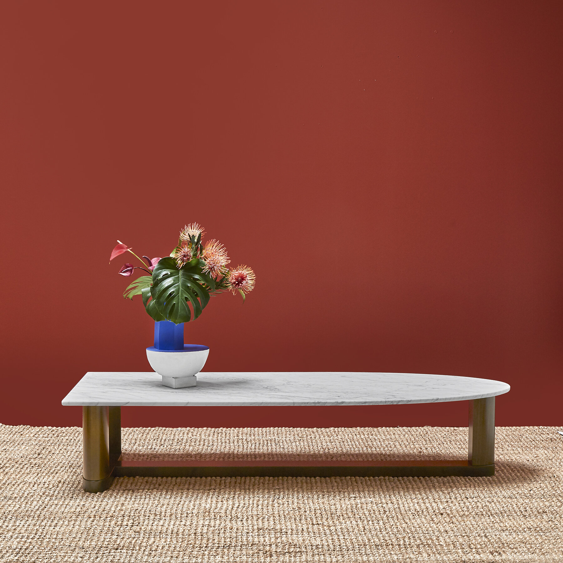 HULL PARABOLA COFFEE TABLE - VIGNETTE.jpg