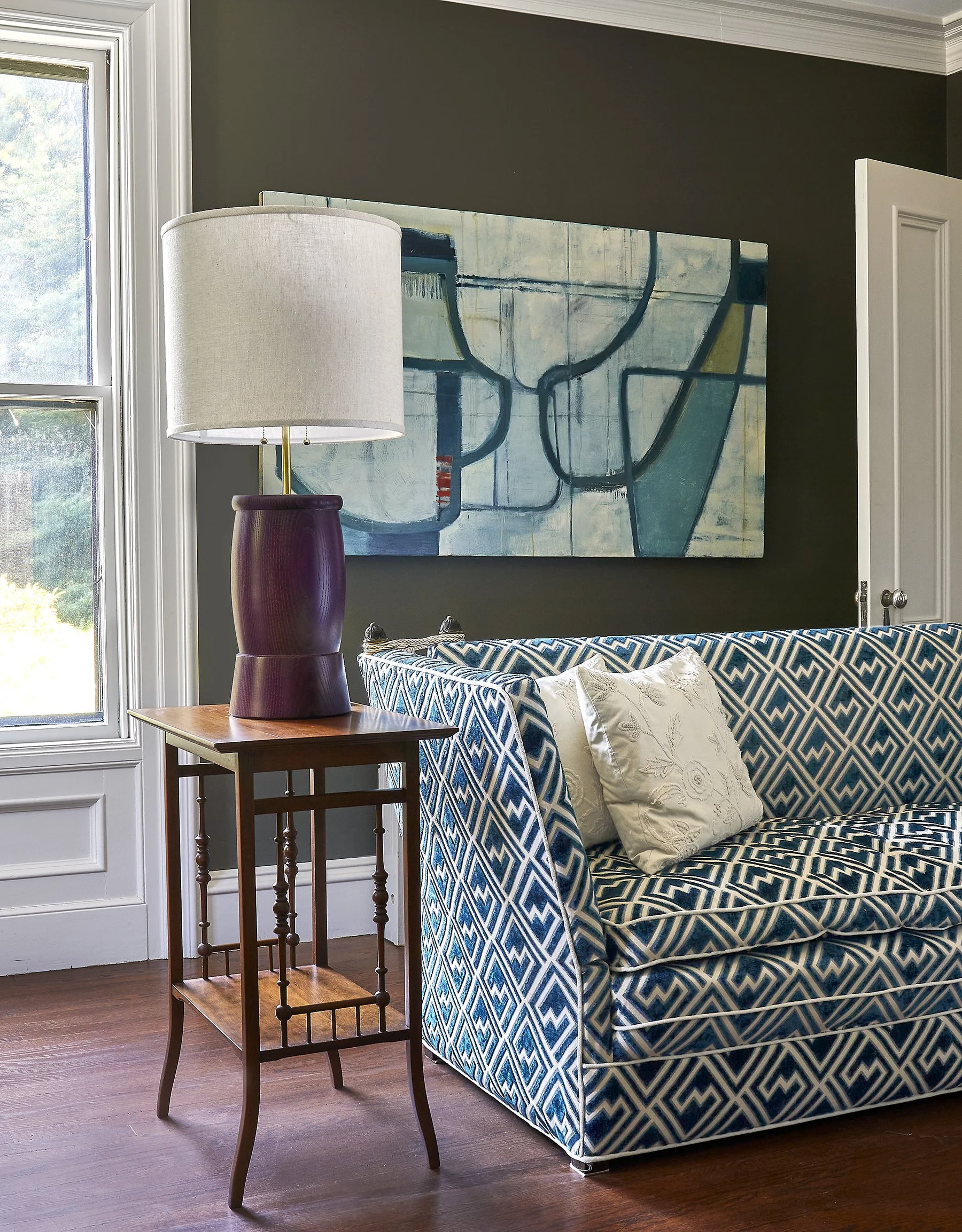 AMBOY SOFA LAMP-BEET-ASH-VIGNETTE - PHOTO ANGEL TUCKER.jpg