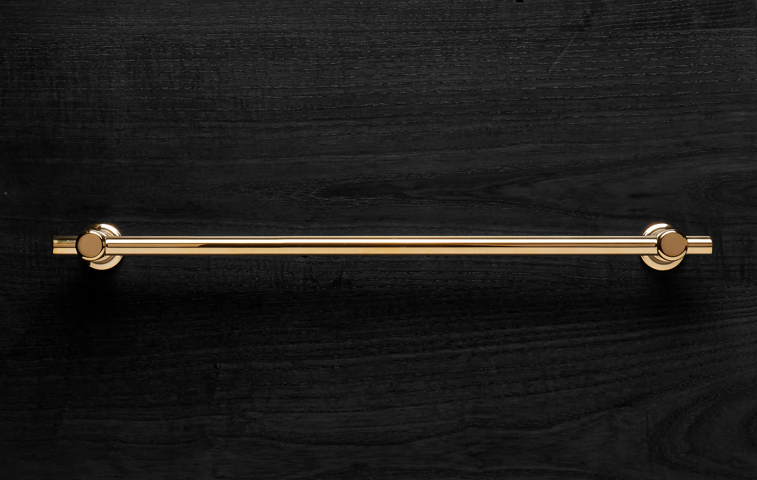 CLEAT APPLIANCE PULL_POLISHEDBRASS_EBONY.jpg