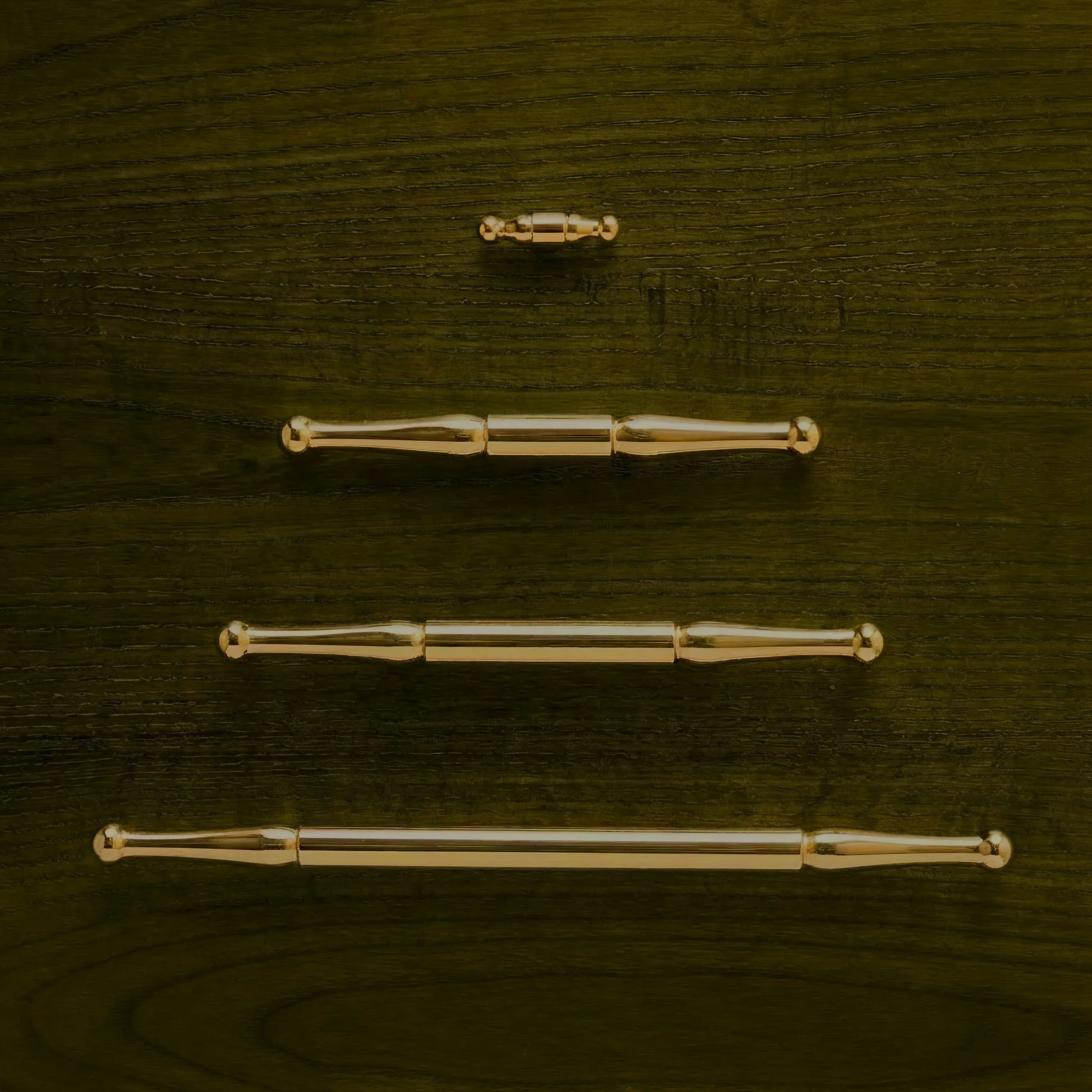 CYGNET FRONT VIEW-KELP-POLISHED BRASS.jpg