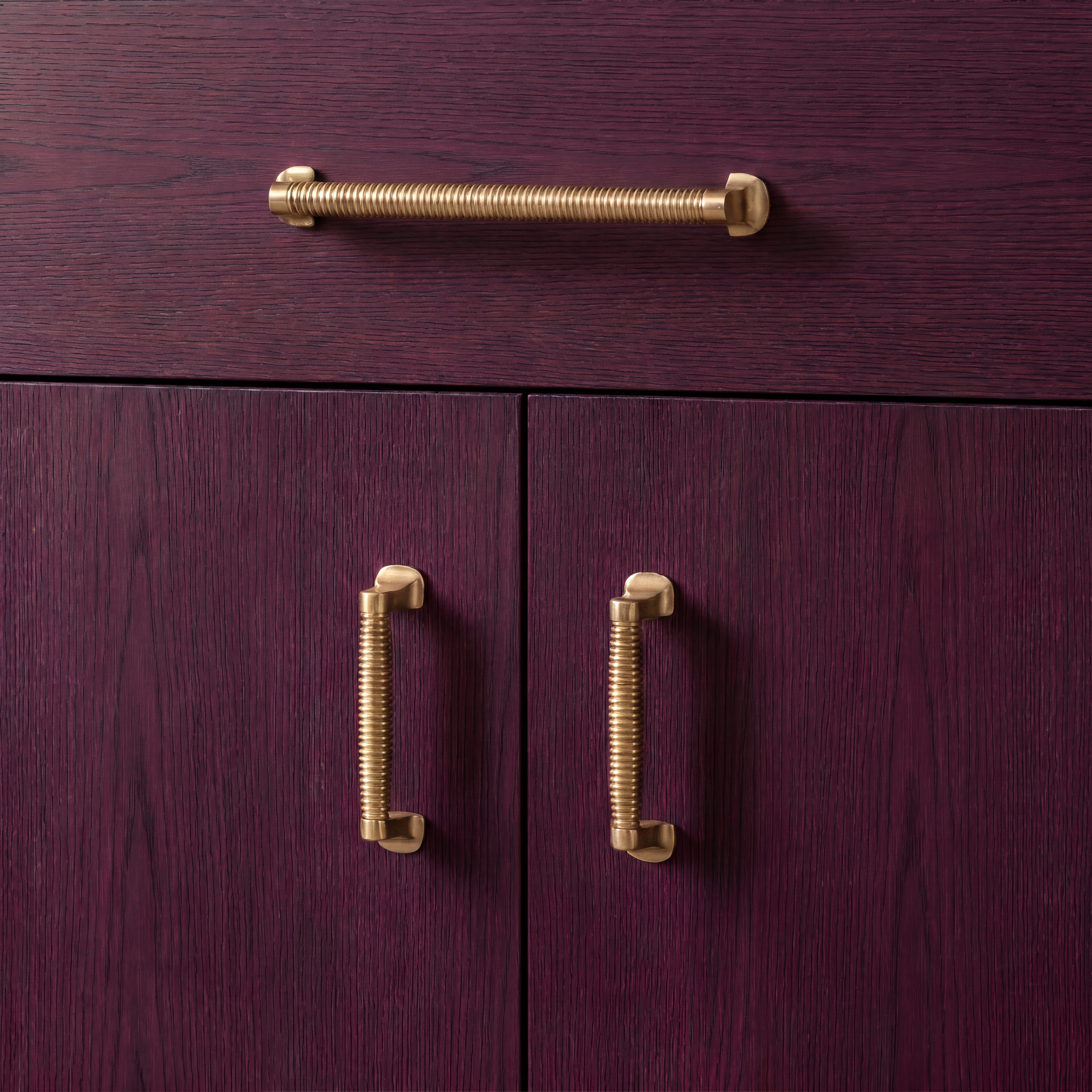 CAISSON_TUMBLED BRASS_BEET - VIGNETTE.png