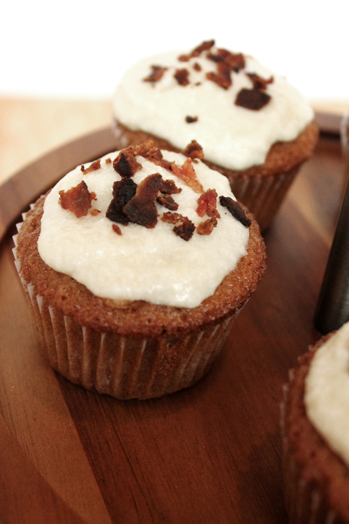 Bacon Maple Cupakes 5.jpg