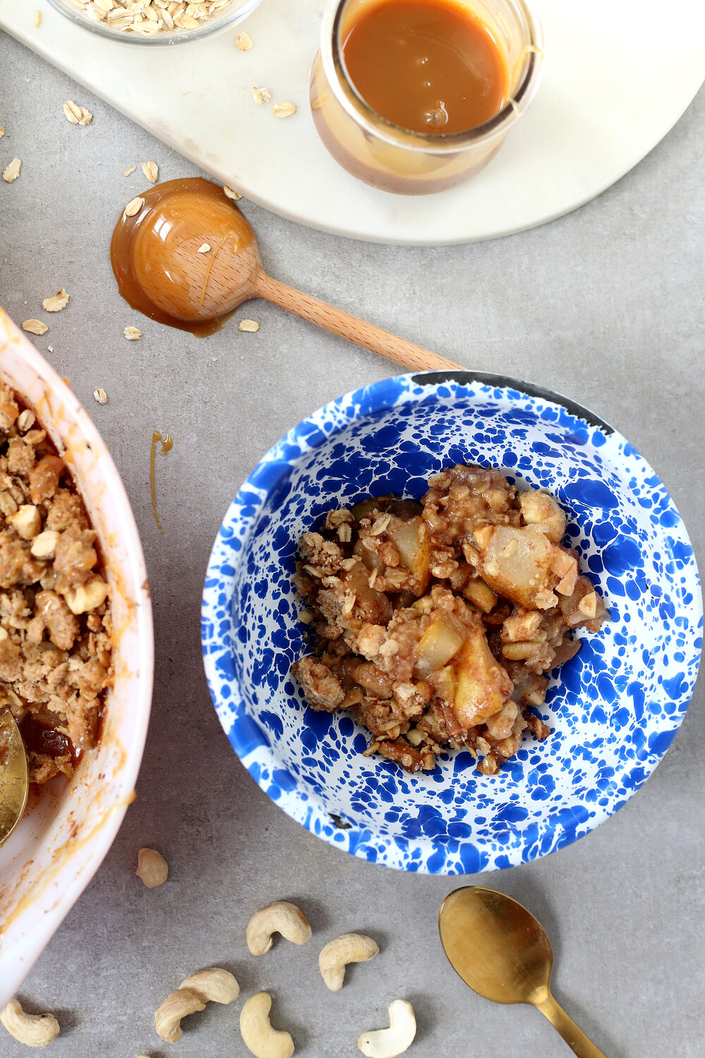 An easy Apple & Pear Crisp with Cashew Topping via UnusuallyLovely.com