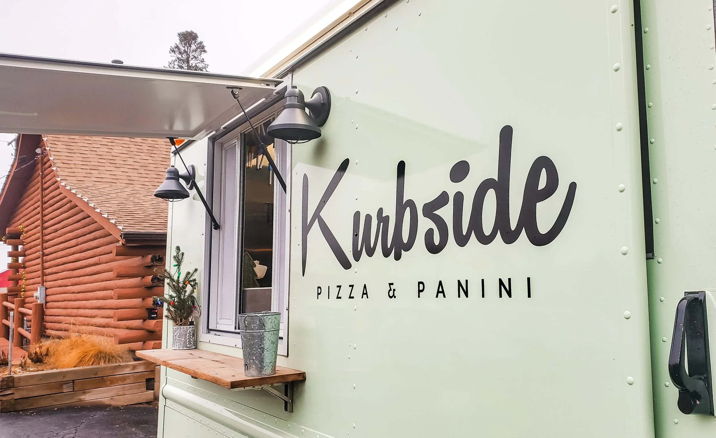 Food Truck: Kurbside Pizza