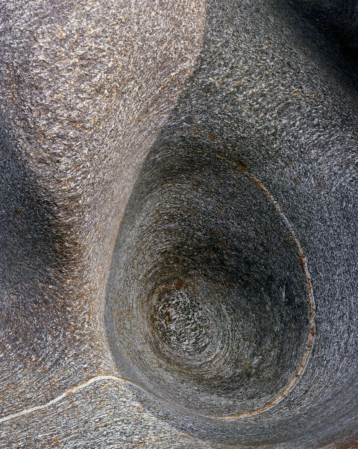 Rock And Shadow- 018