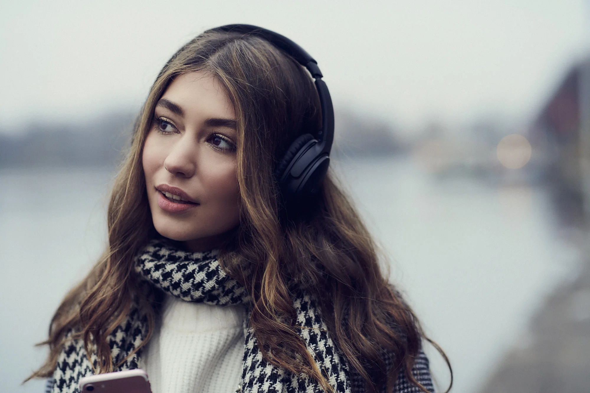 girl with headphones lifestyle