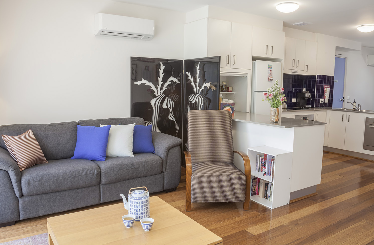 One of a Kind Apartments Kyoto-lounge2.jpg