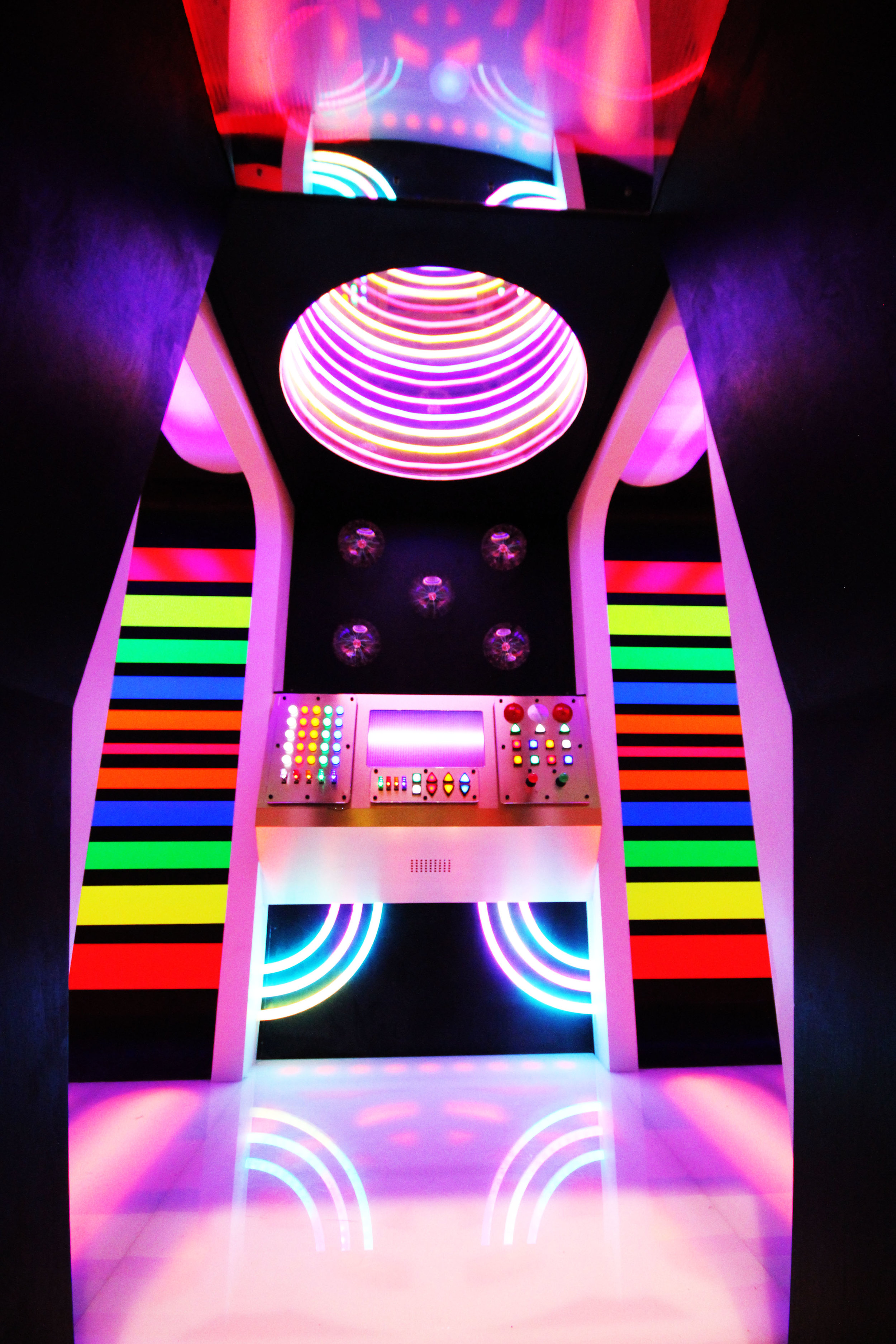 RAINBOW POWERED ROCKET SHIP SWEET TOOTH HOTEL 1955 - DALLAS, TX - 2018