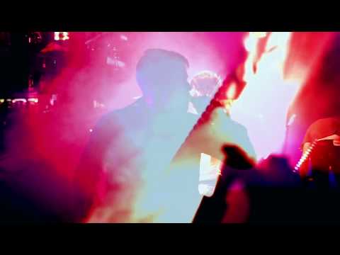 Arctic Monkeys - Live at Don Valley Bowl