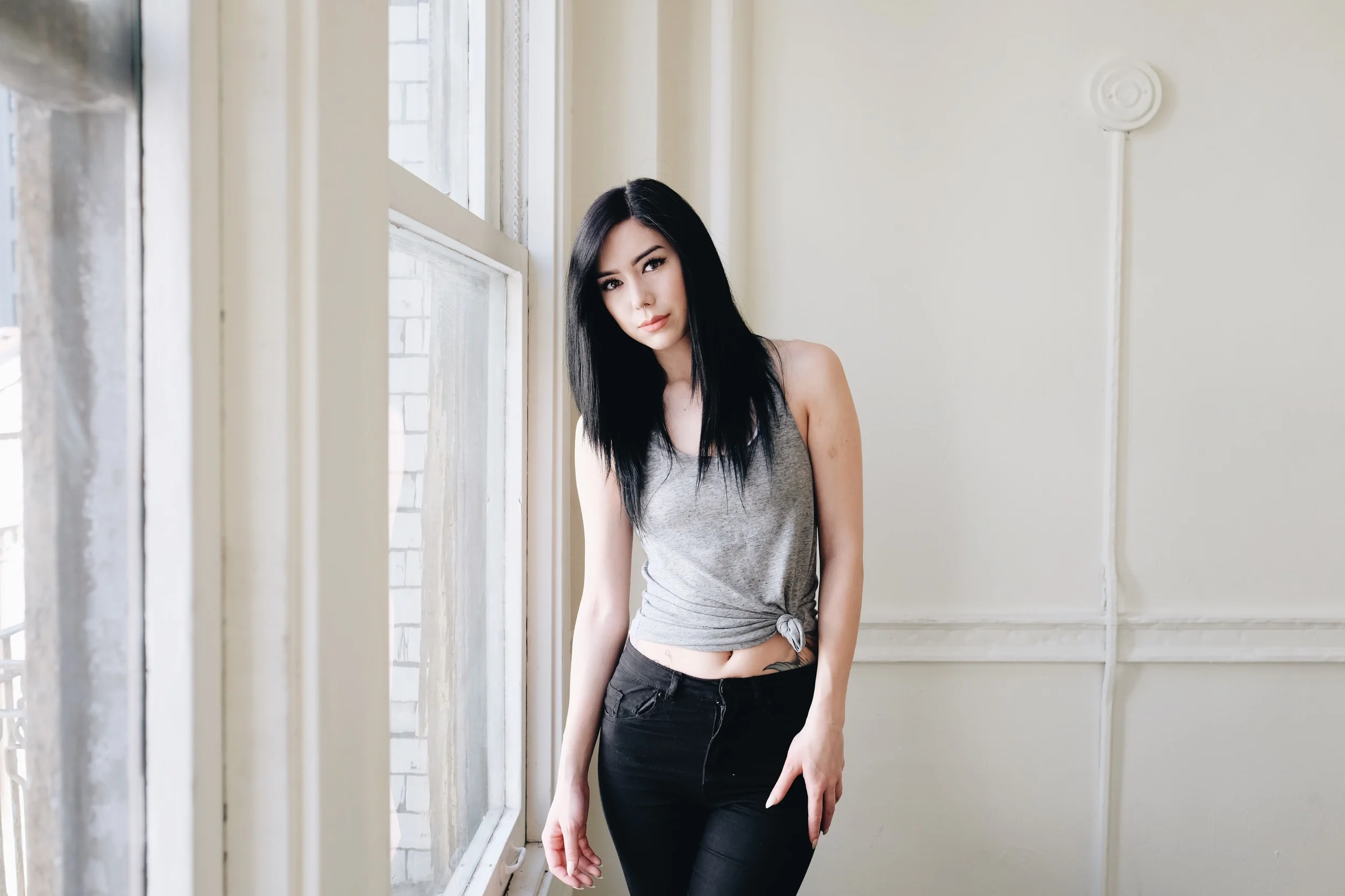Another test shoot with Kerstyn. The natural light in these spaces are perfect for photographers