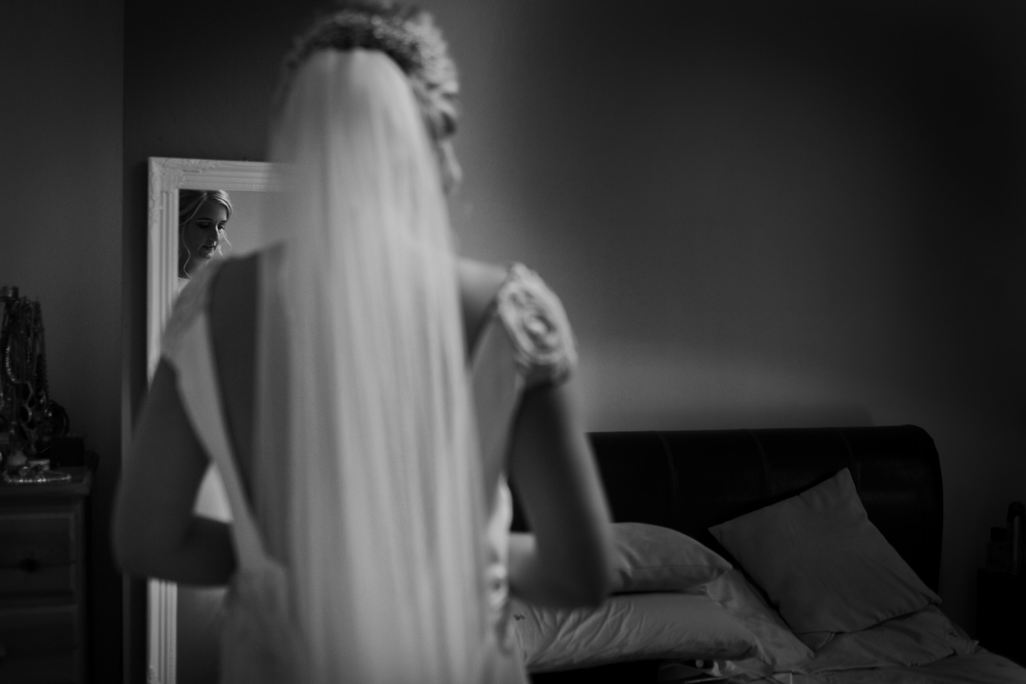 Mark_Barnes_Northern_Ireland_Wedding_Photography_Ballyscullion_Park_Wedding_Photography_Stef&Bobby-6.jpg