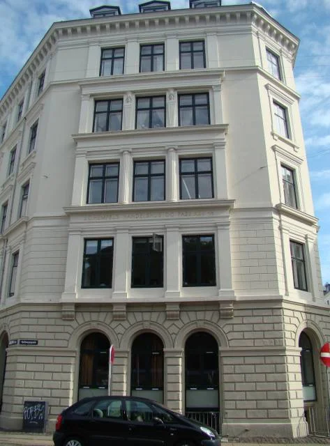 Ejendommen set fra Heibergsgade