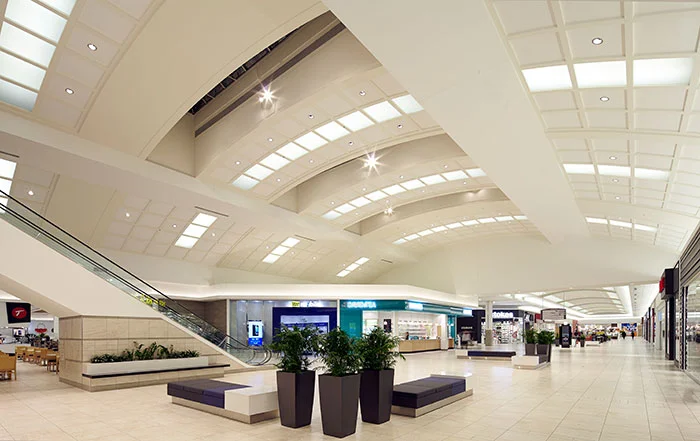 Photo: Savoia Canada Inc .