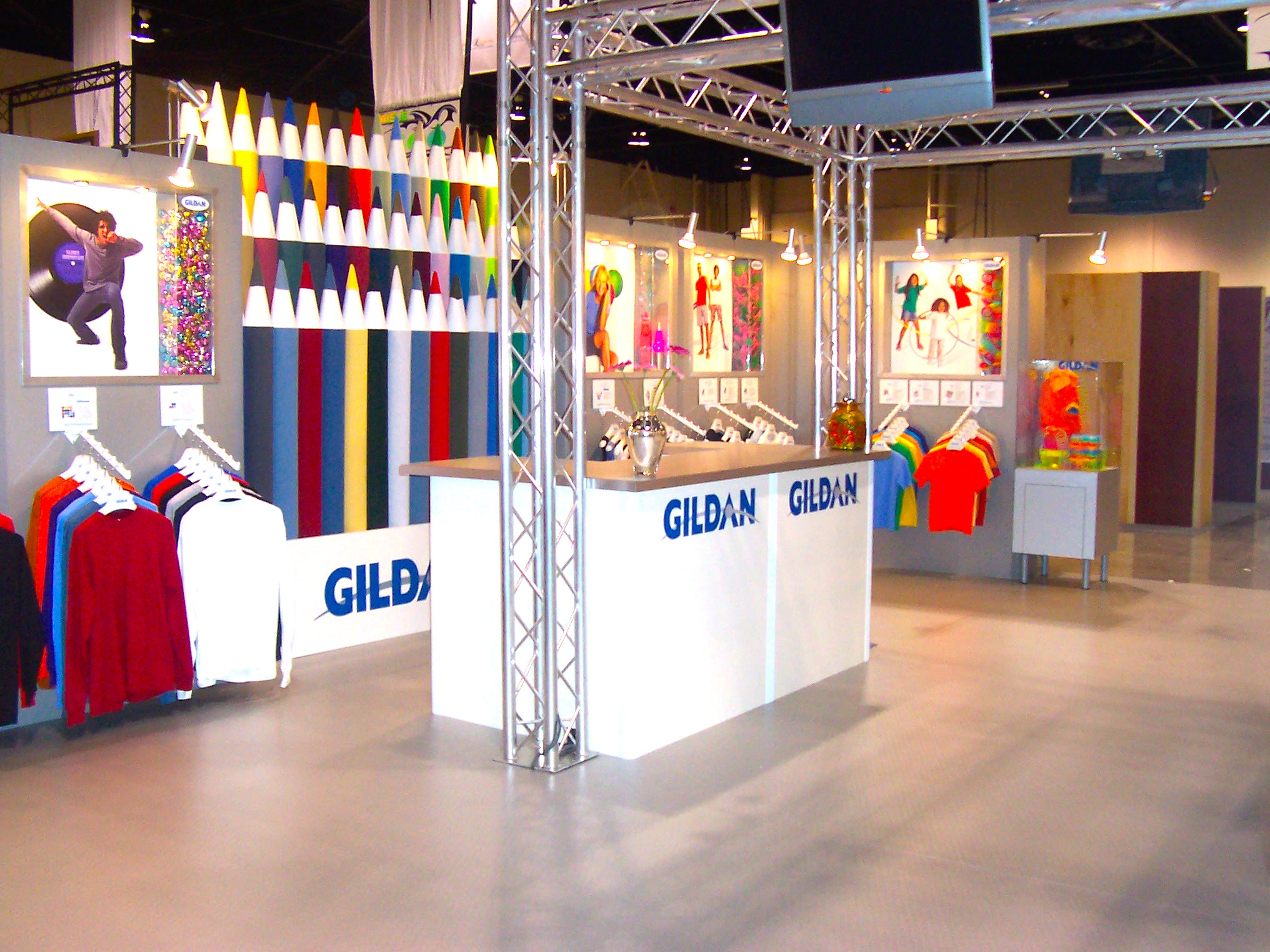 Montreal-based Gildan Activeware is North America's second most productive apparel company, with profit margins of 14.66%. Tradeshow booth photo: www.visualmerchandisinggroup.ca