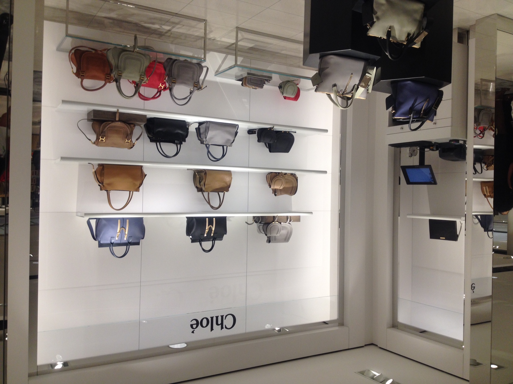 Chloé handbag shop