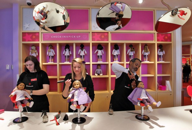 Doll hair salon at American Girl. Photo: www.stltoday.com