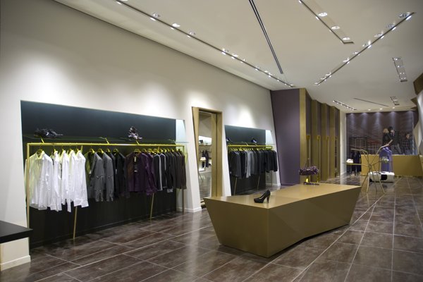 Imperial, Laval, QC. Photo: Maska Mode.