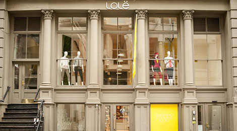 New York City store. Photo: Lolë