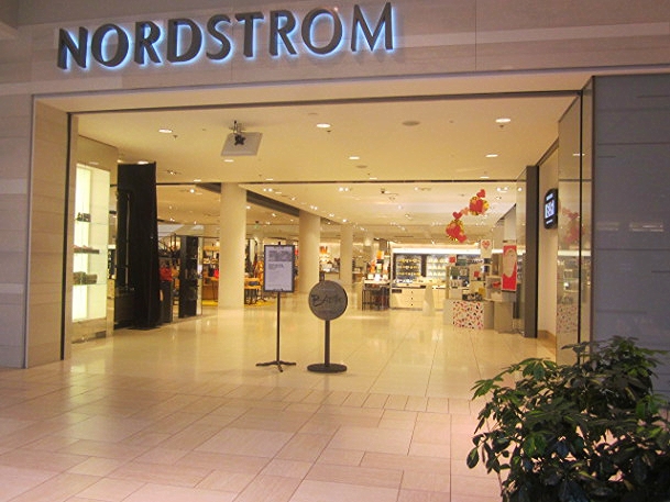 Key service message at front door – Nordstrom