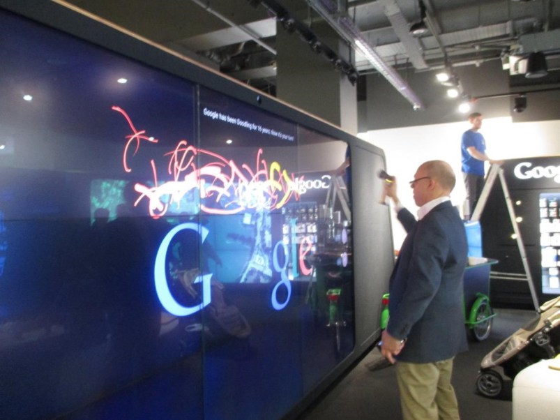 Digital graffiti wall