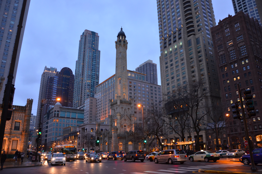 North Michigan Avenue, Chicago. Photo: thetravellingfork.wordpress.com