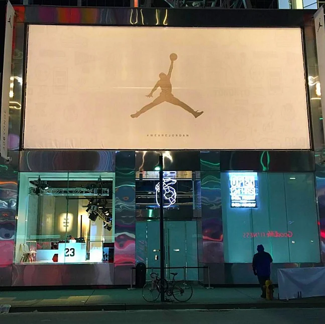 306 Yonge. Photo:&nbsp; han_ma &nbsp;via Instagram