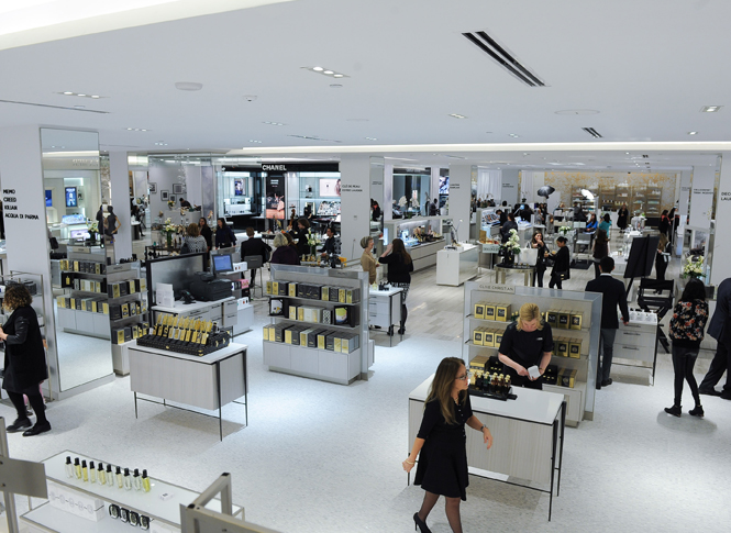 Cosmetics hall. Photo: Saks