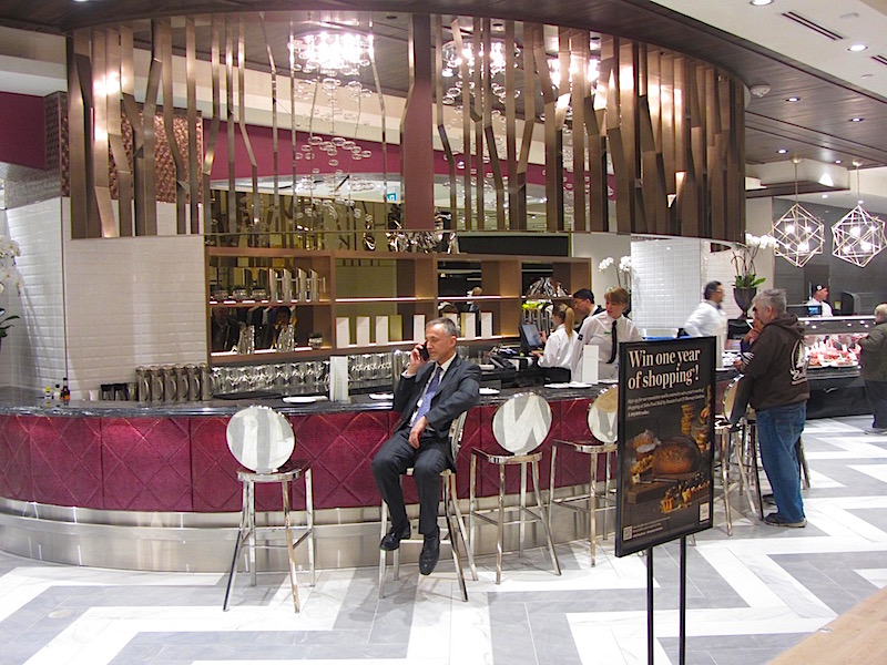 Champagne bar. Photo: Norman Katz