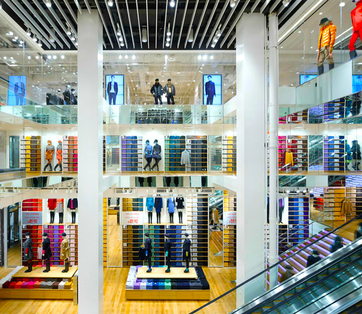 Uniqlo store in New York City. Photo: retaildesignblog.net
