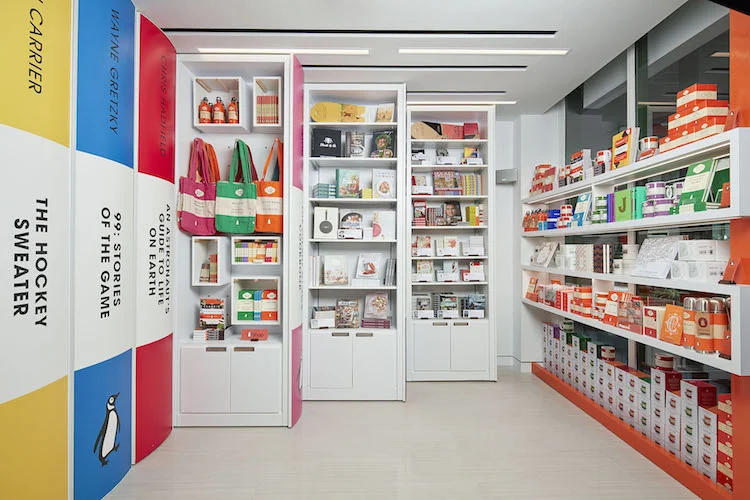 The space is customizable, with pull-out book 'spines' revealing branded product.&nbsp;