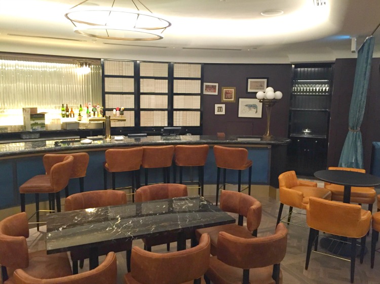 Lower level bar. Photo: Mark Ainley