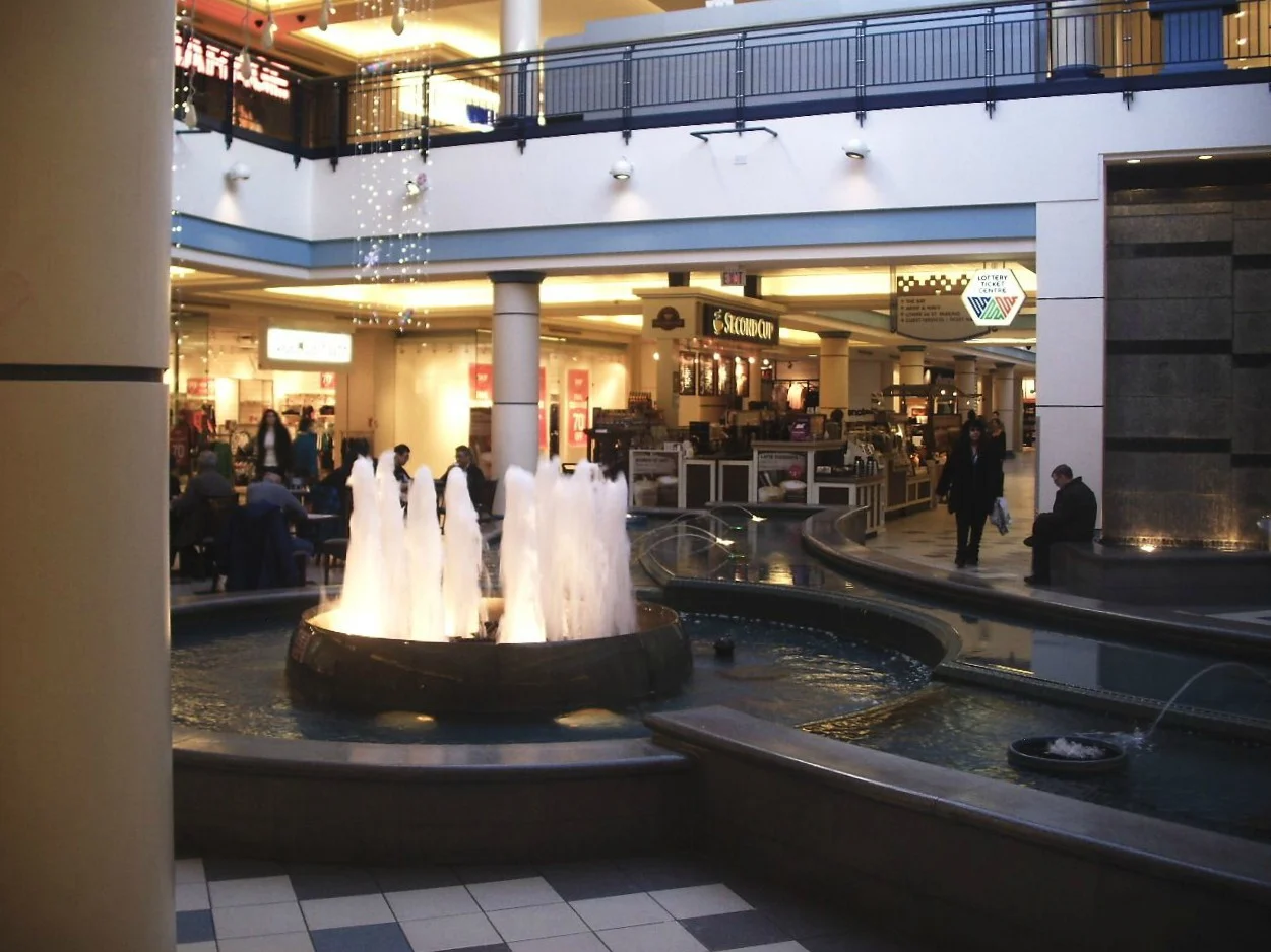 Before: Common area at Londonderry, featuring fountains.&nbsp;Photo: 20 Vic Management Inc.