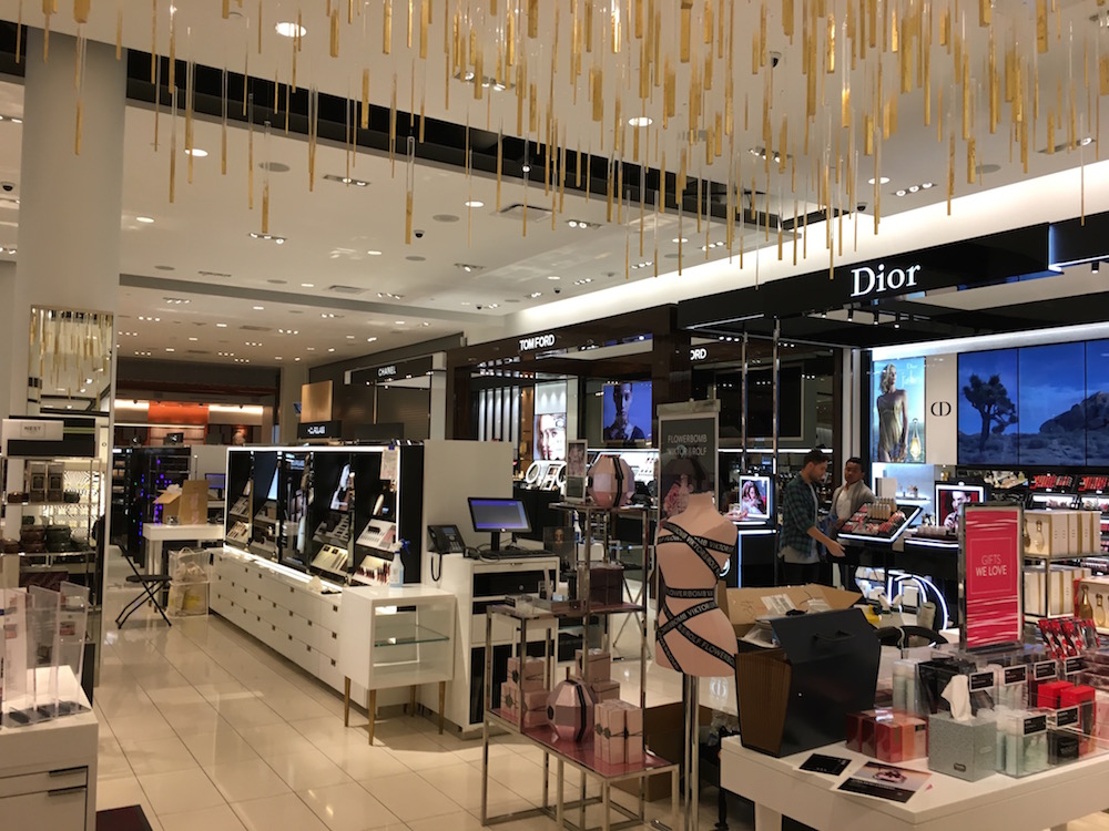 (Beauty hall) 