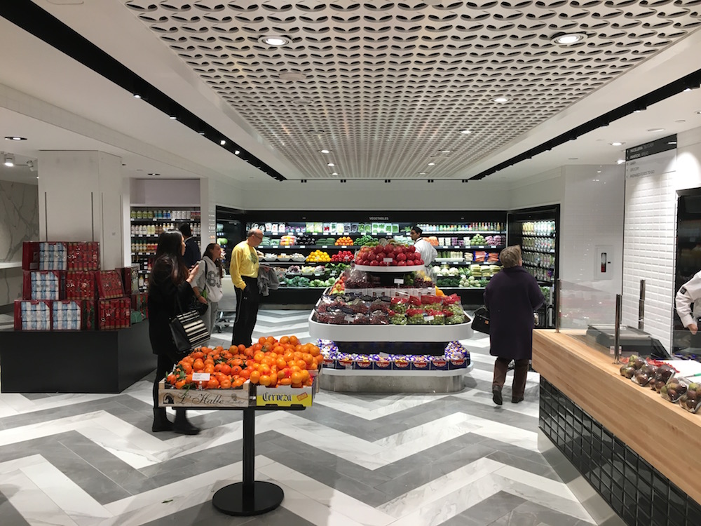 (Produce department) 