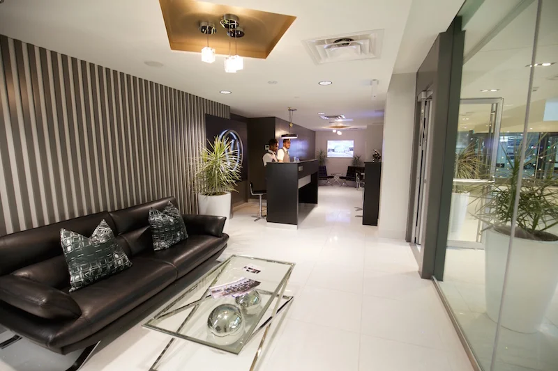 (Valet lounge)&nbsp;